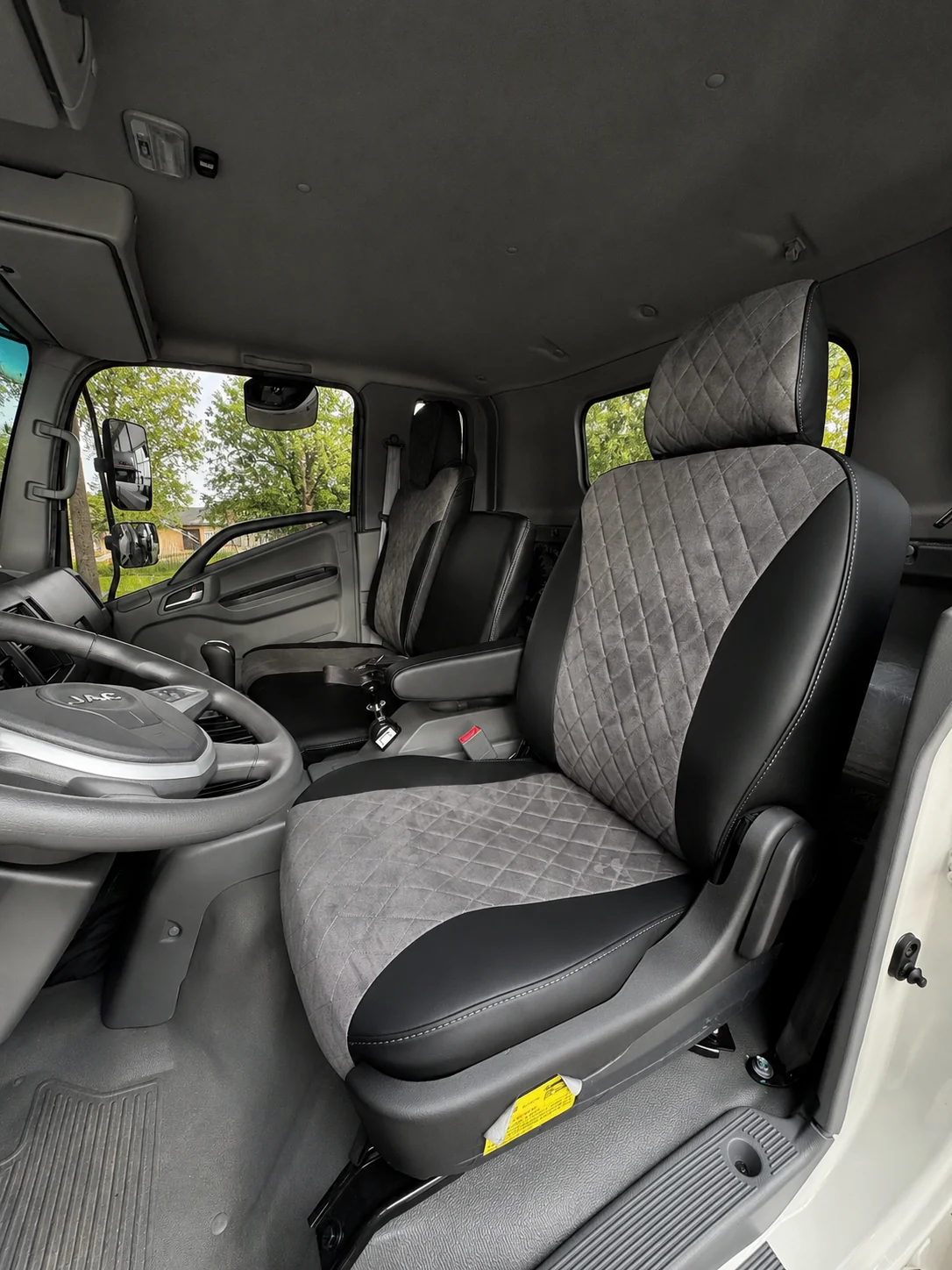Чехлы сидений JAC N90/N120 рестайлинг — алькантара