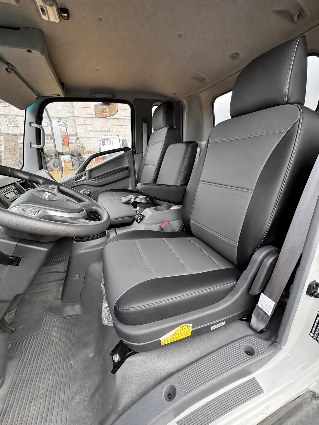 Чехлы сидений JAC N90/N120 рестайлинг — экокожа