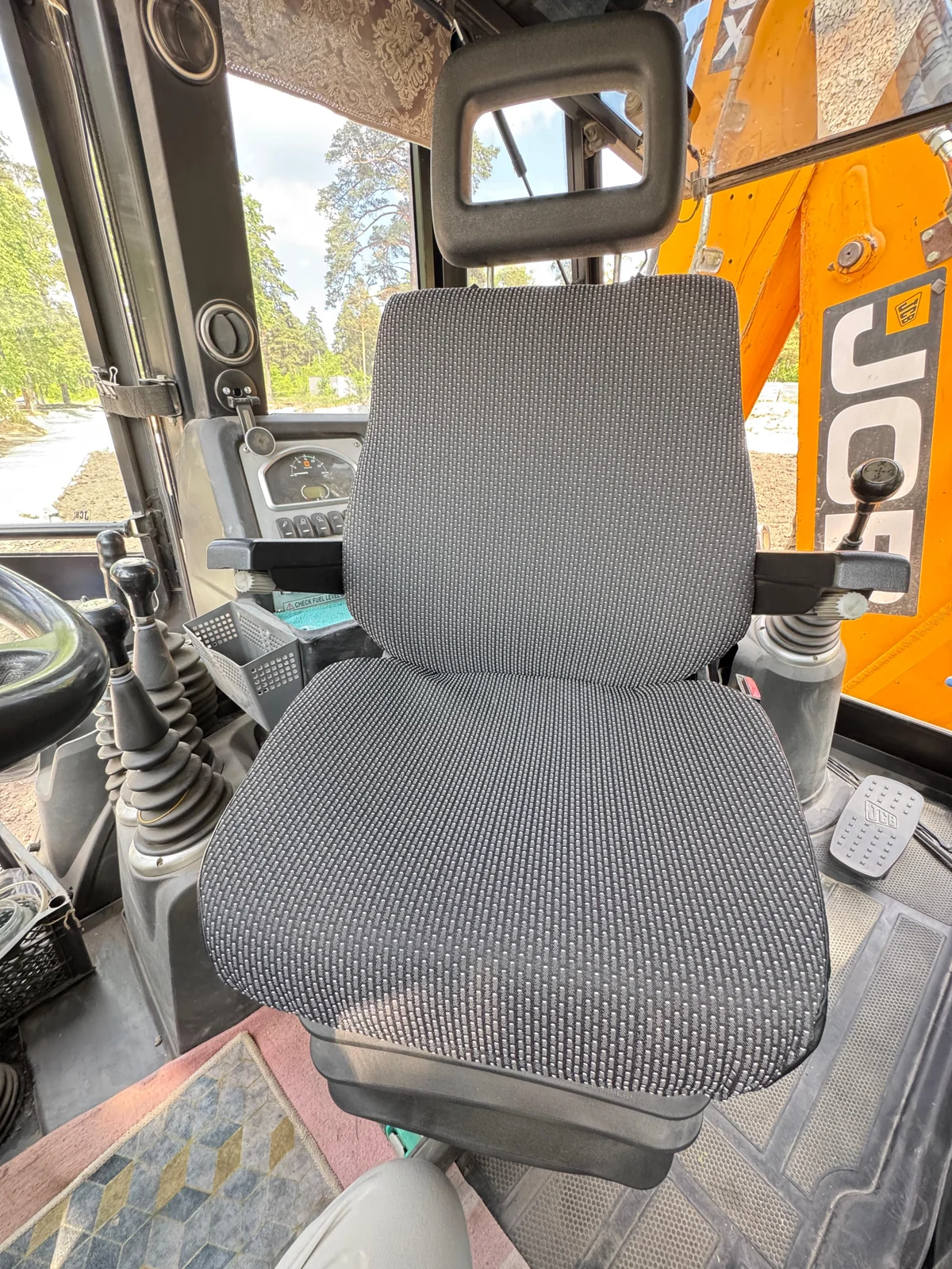 Чехол сиденья на экскаватор JCB 3CX 4CX 5CX