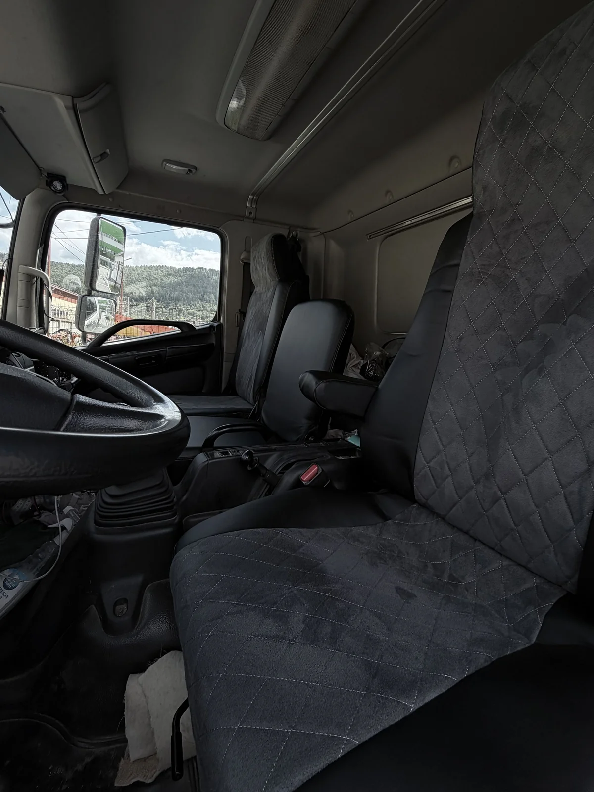 Чехлы на сиденья HINO 500 Euro4 (алькантара)