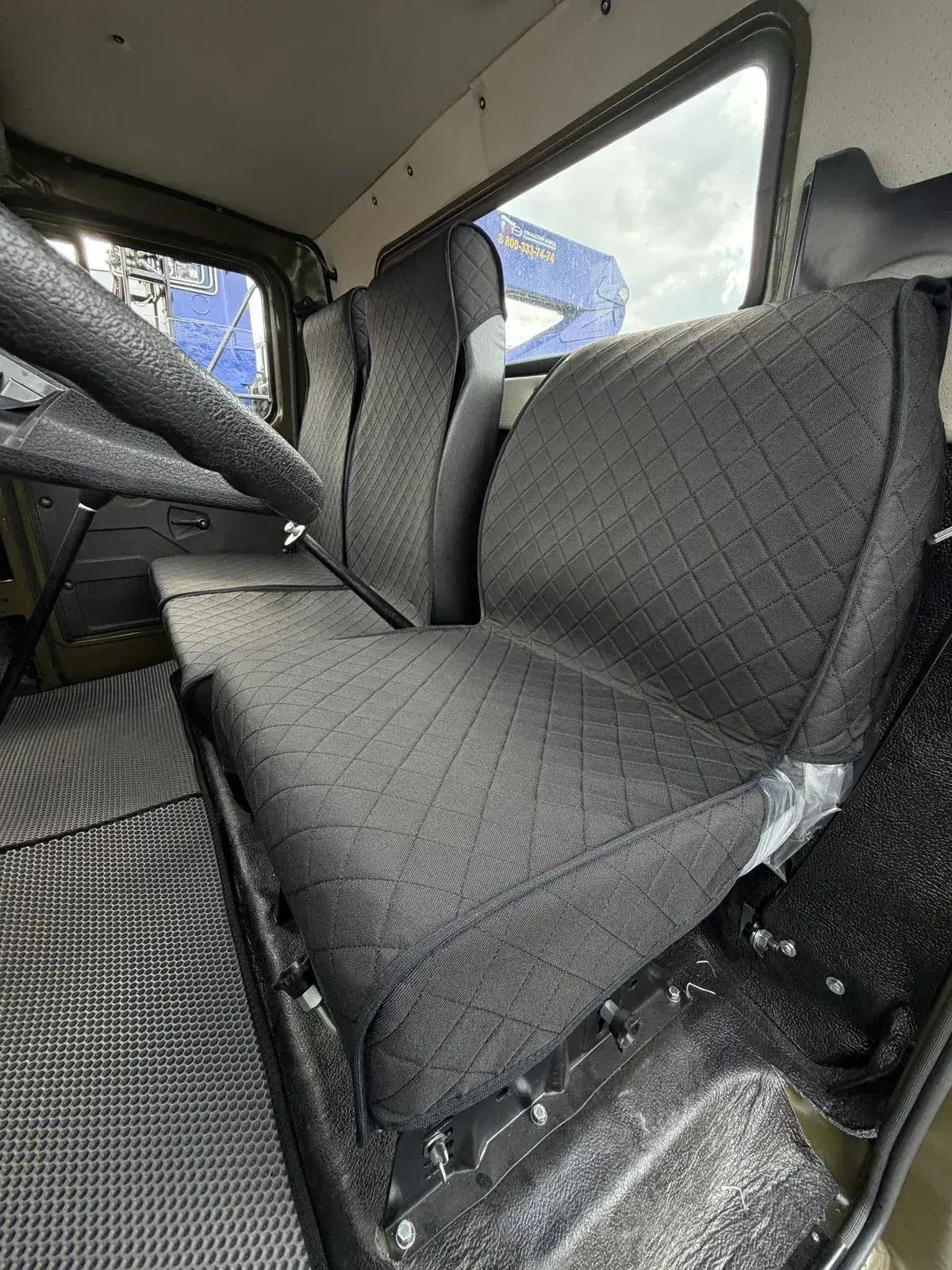 Накидка на сиденья для Урал 4320 водитель