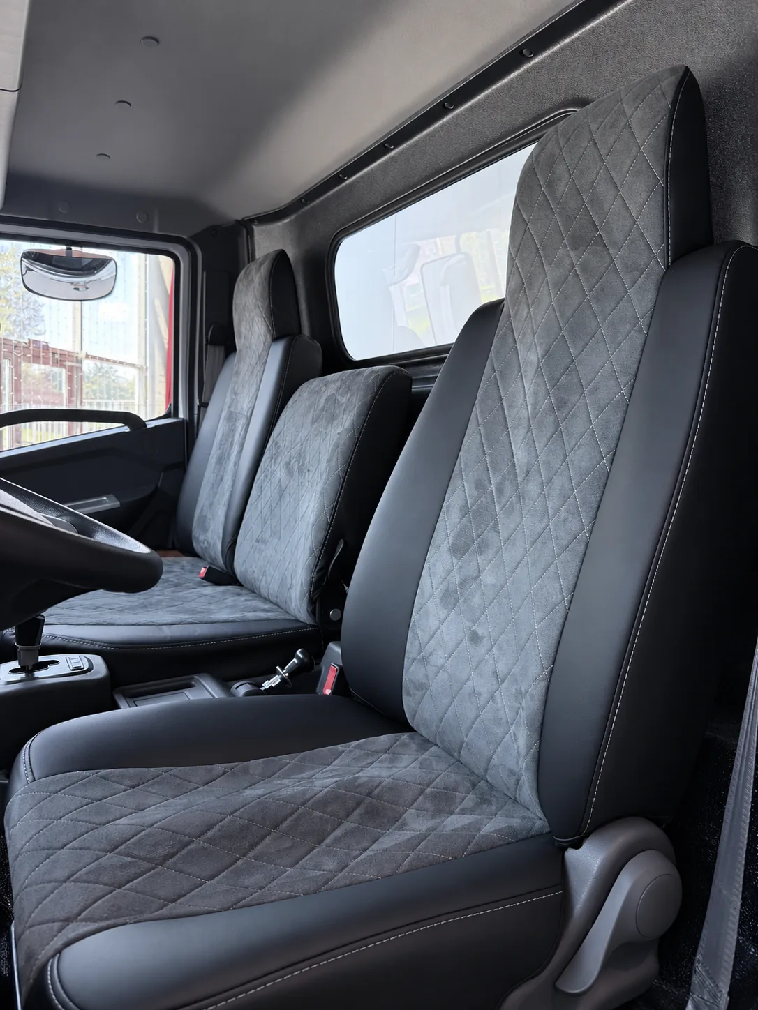 Чехлы сидений для Dongfeng Z55 / Captain-Z (алькантара)