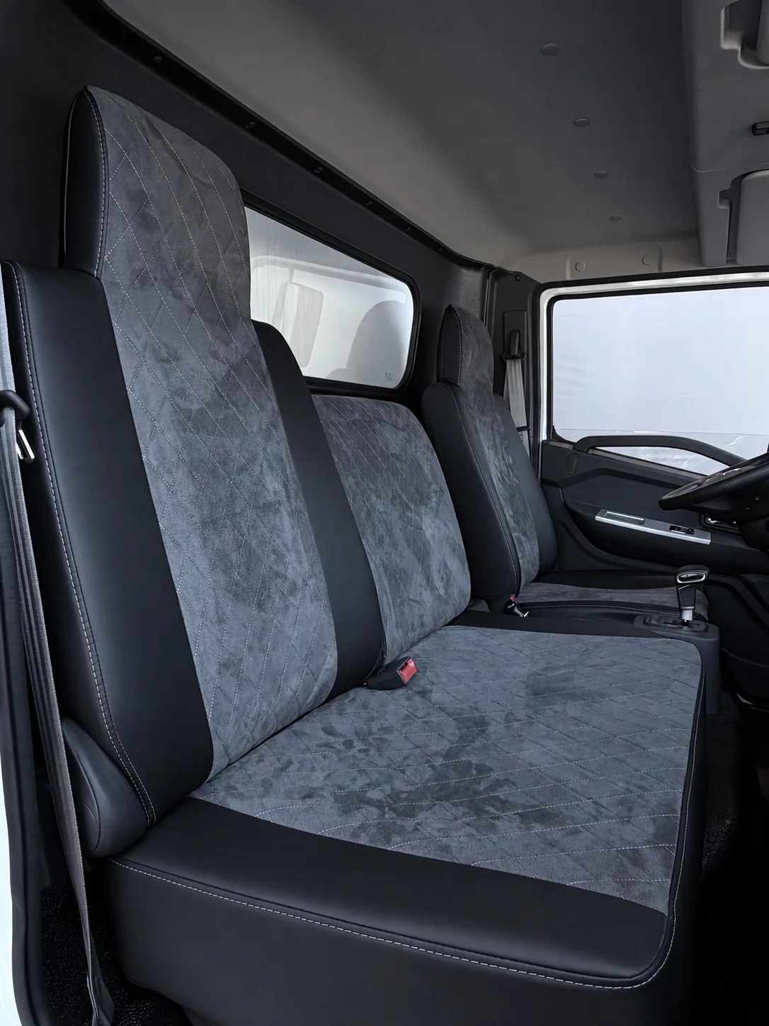Чехлы сидений для Dongfeng Z55 / Captain-Z (алькантара)