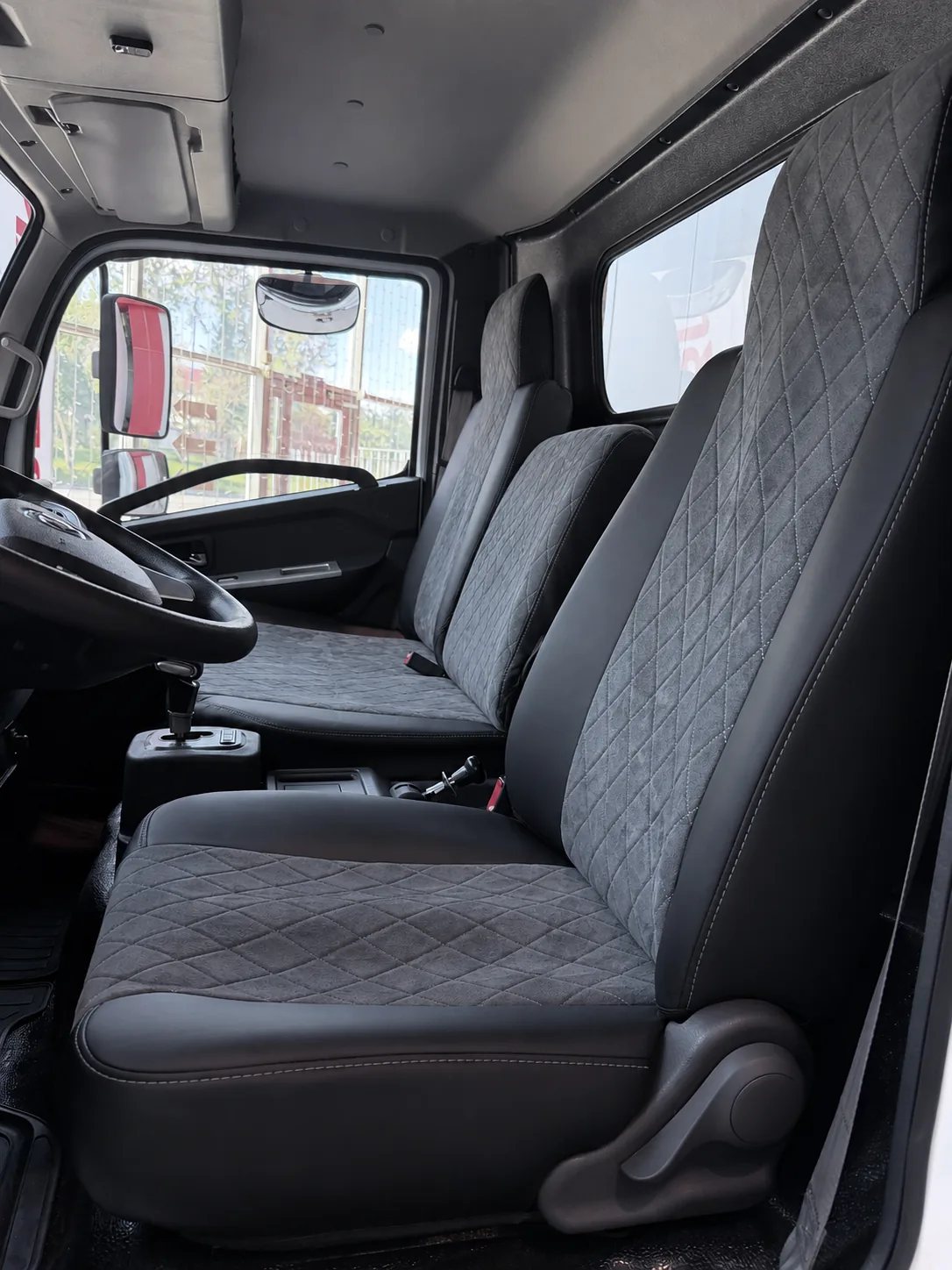 Чехлы сидений для Dongfeng Z55 / Captain-Z (алькантара)